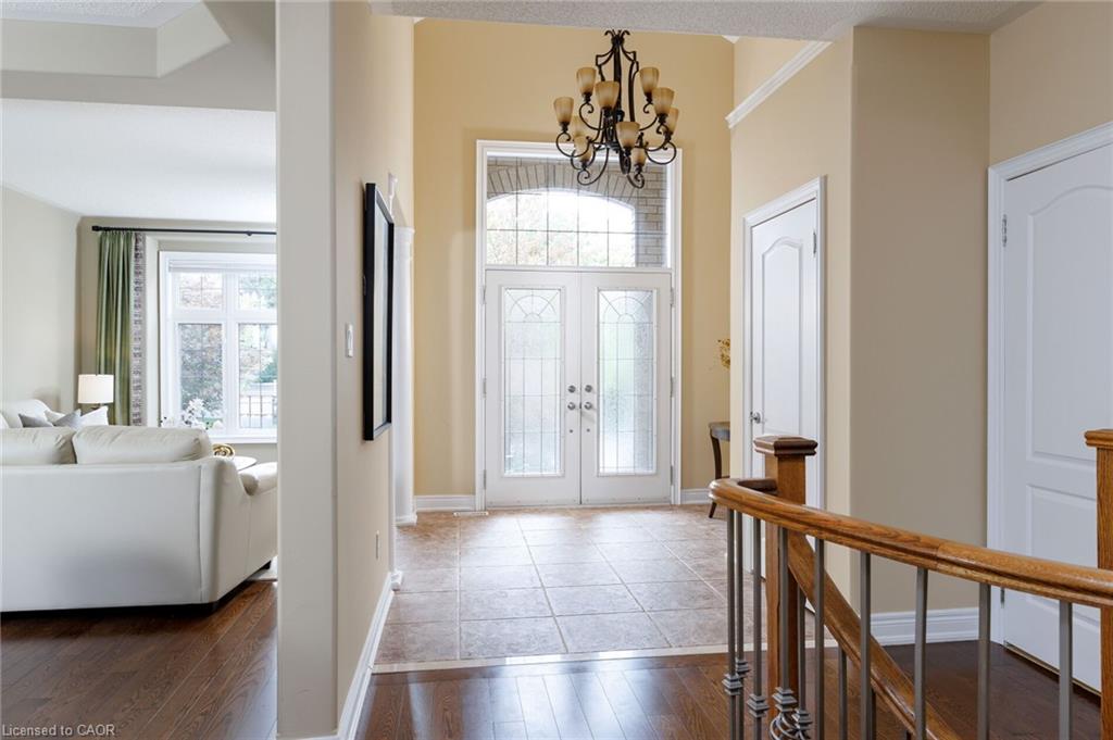 2424 Tesla Crescent Property Photo 5