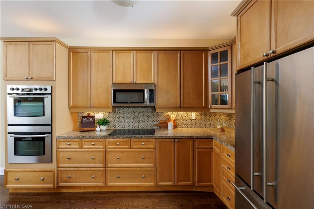 2424 Tesla Crescent Property Photo 16