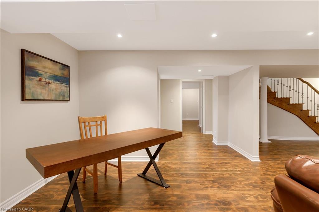 2424 Tesla Crescent Property Photo 30