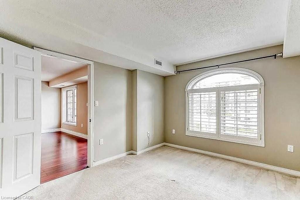 F405-216 Plains Road W Property Photo 11