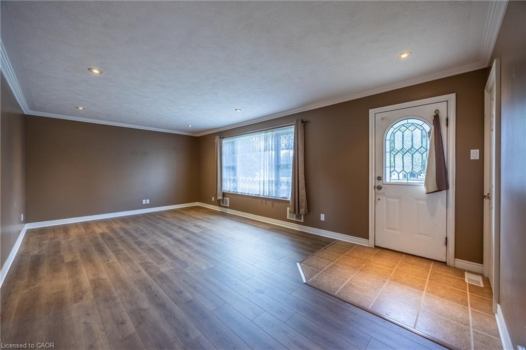 14 Carrick Street Property Photo 2