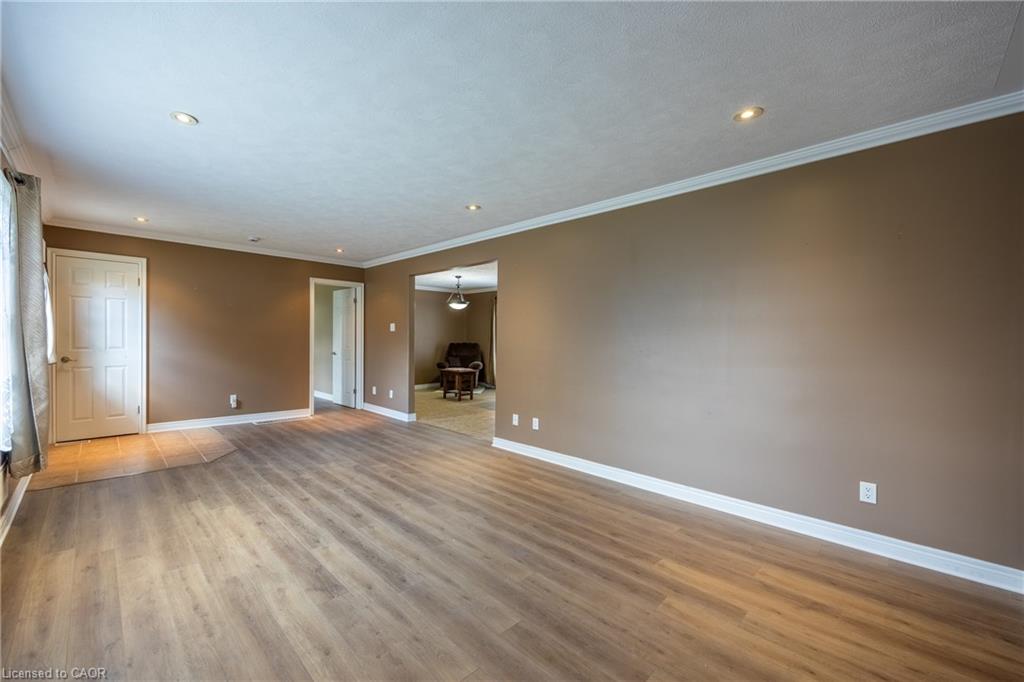 14 Carrick Street Property Photo 3