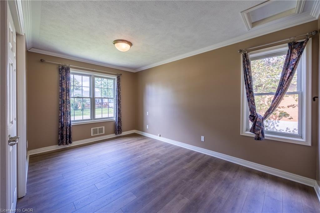 14 Carrick Street Property Photo 4