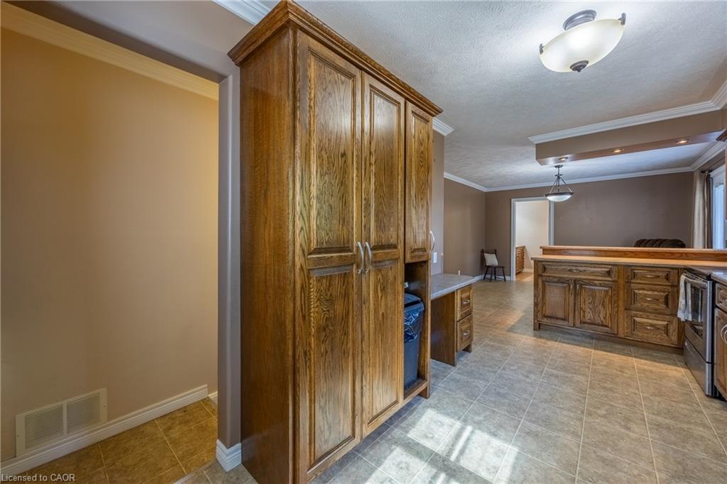 14 Carrick Street Property Photo 9