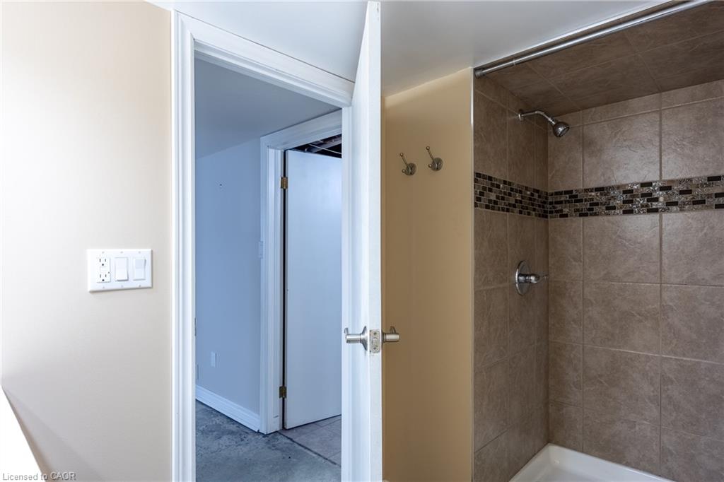 14 Carrick Street Property Photo 23