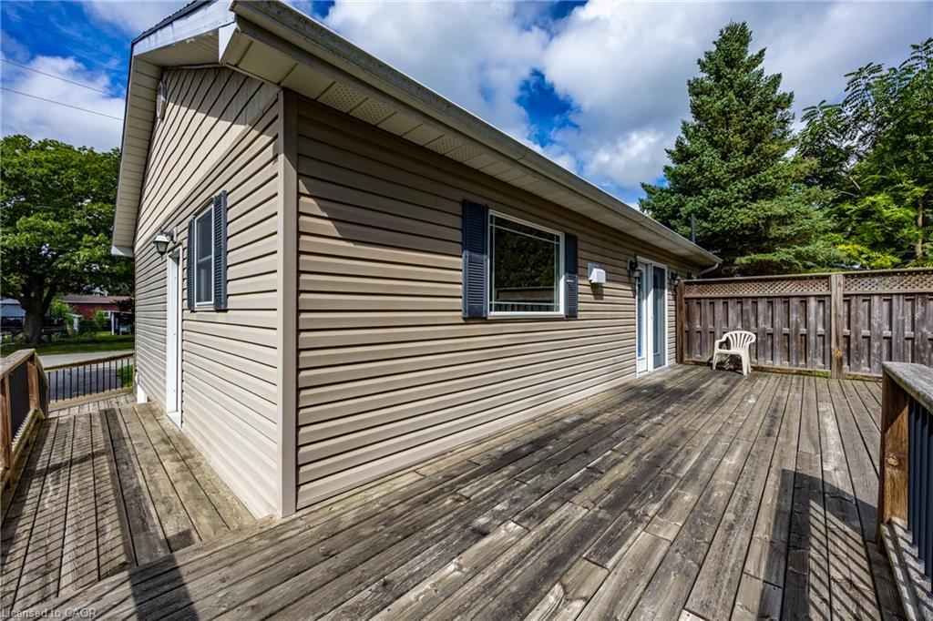 14 Carrick Street Property Photo 30