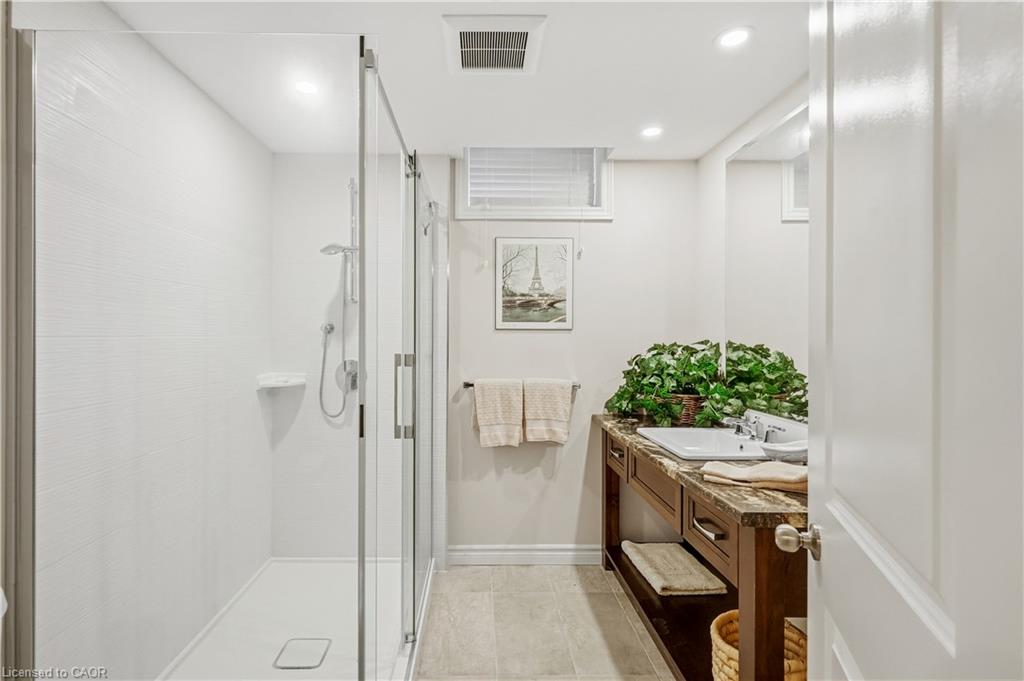 618 Victoria Street Property Photo 29
