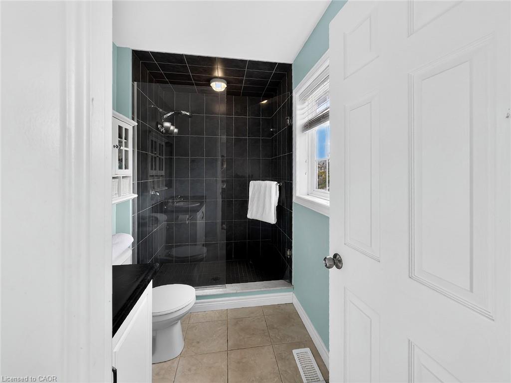 326 Vincent Drive Property Photo 29