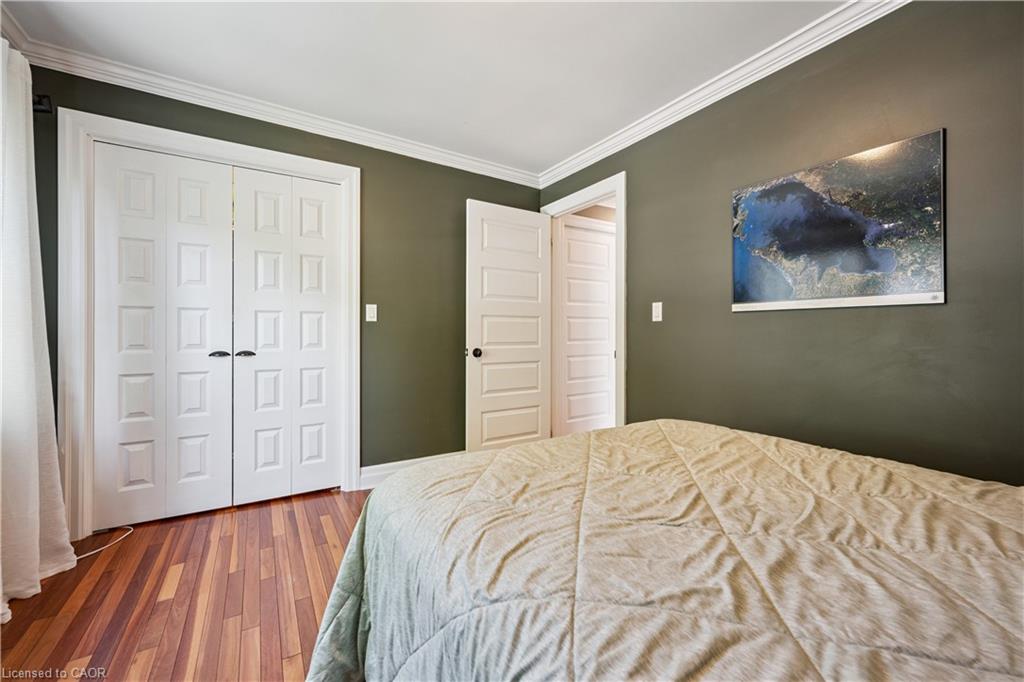1039 Molesworth Street Property Photo 20