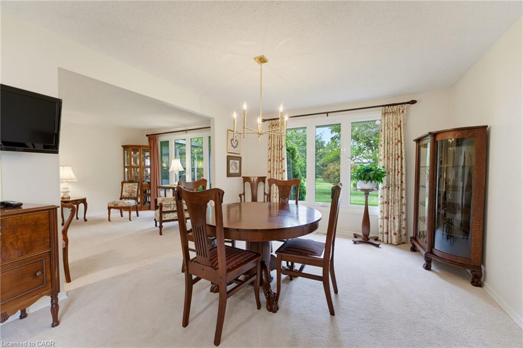 15 Mclaren Avenue N Property Photo 10