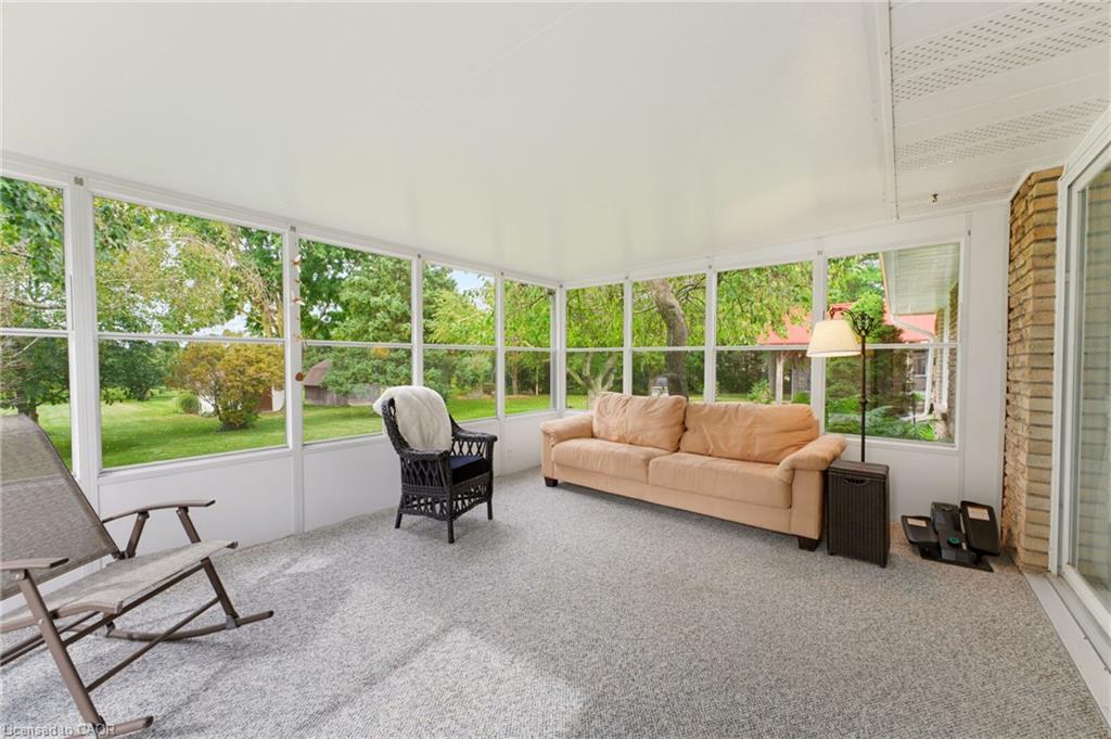 15 Mclaren Avenue N Property Photo 17