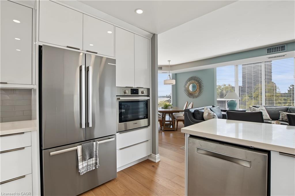 603-2121 Lakeshore Road Property Photo 13