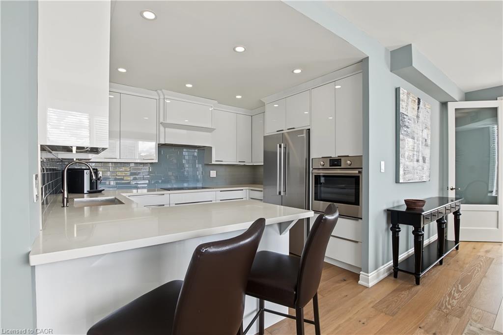603-2121 Lakeshore Road Property Photo 14