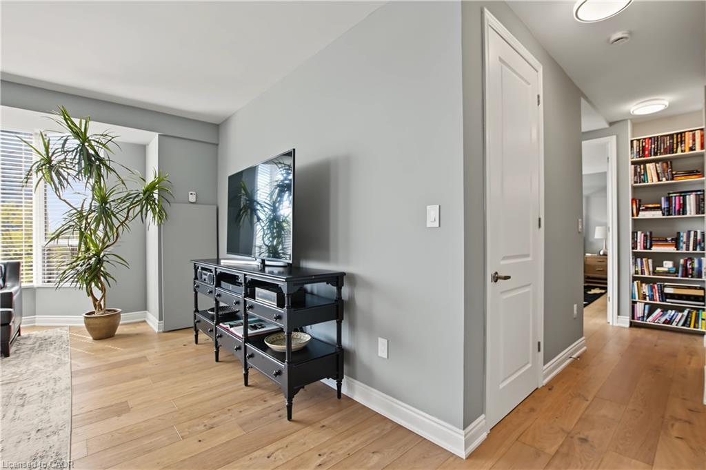 603-2121 Lakeshore Road Property Photo 15