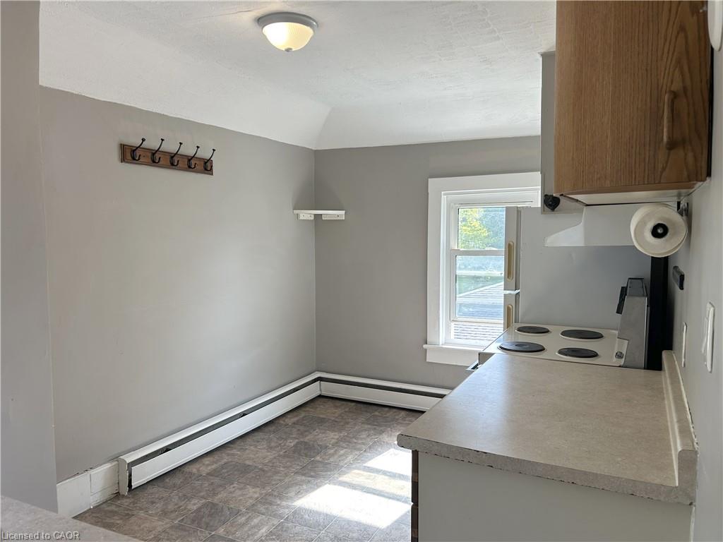 102 Stanley Street Property Photo 19