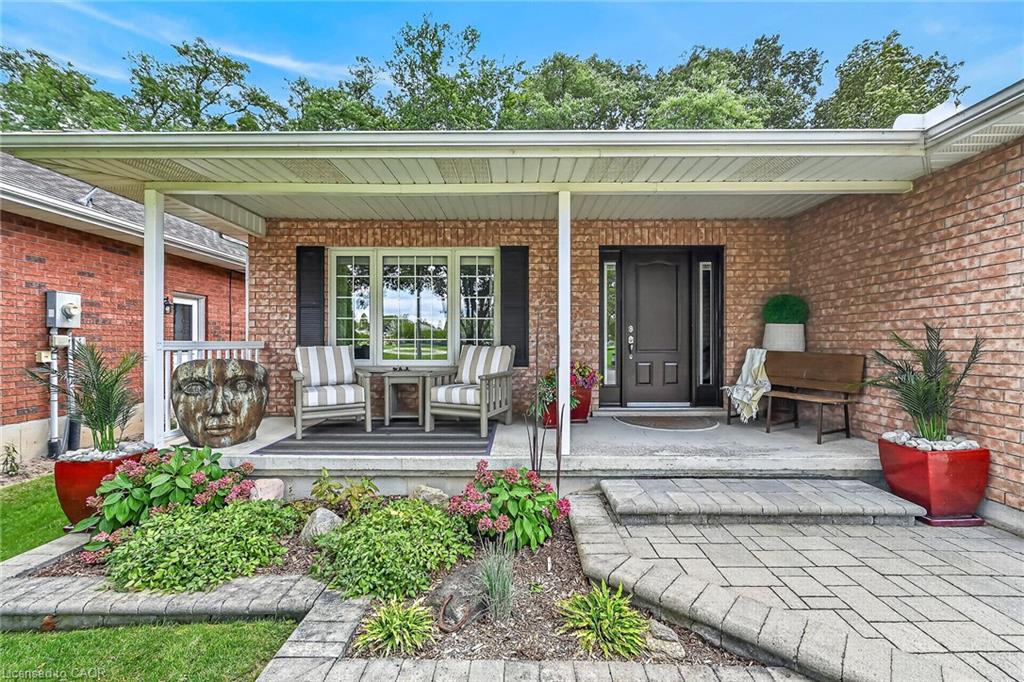225 Dover Avenue Property Photo 3
