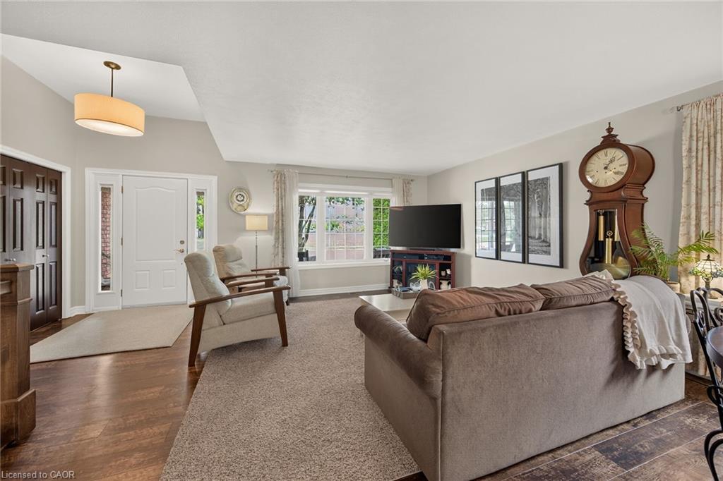 225 Dover Avenue Property Photo 10