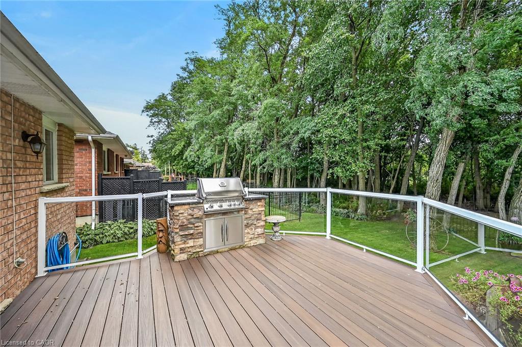 225 Dover Avenue Property Photo 39