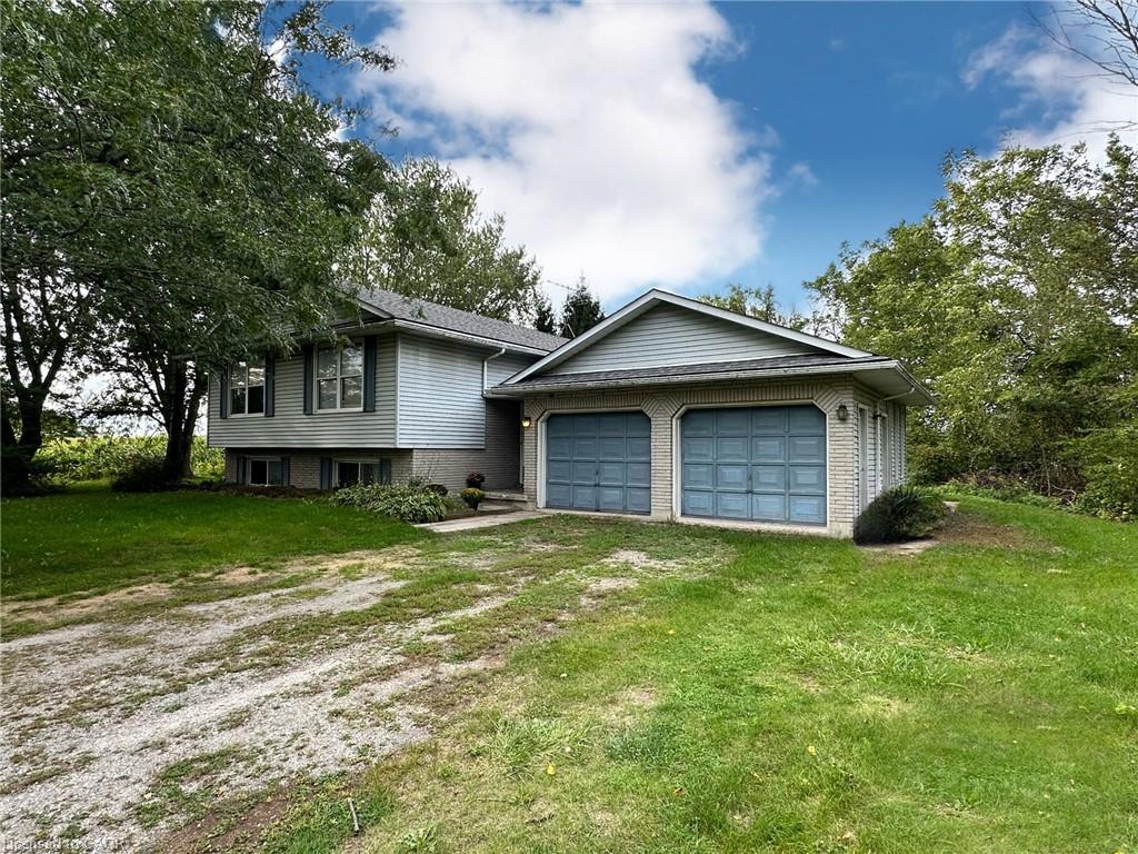 1919 Highway 3 E Property Photo 6