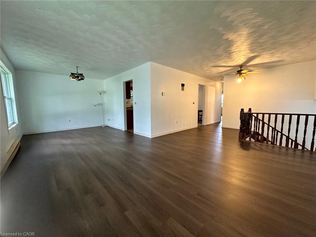 1919 Highway 3 E Property Photo 10
