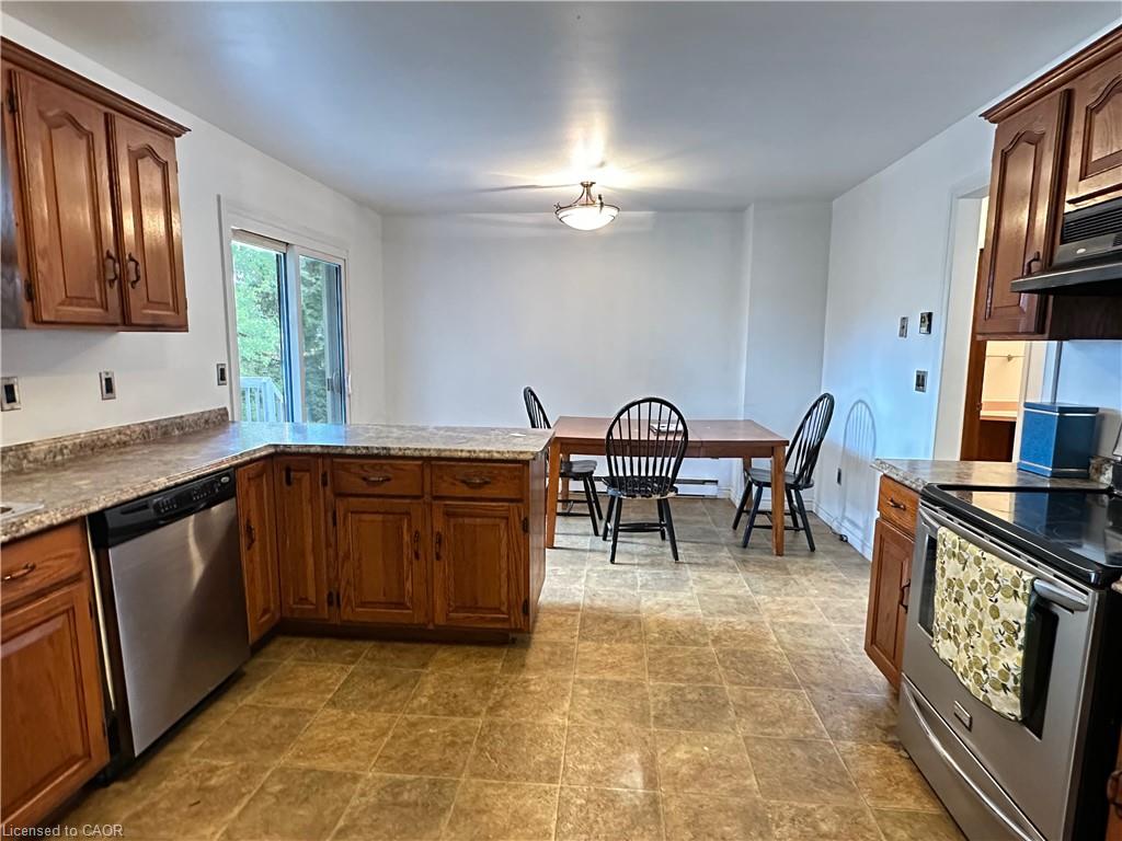 1919 Highway 3 E Property Photo 18