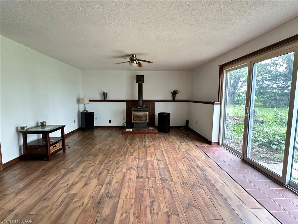 1919 Highway 3 E Property Photo 29