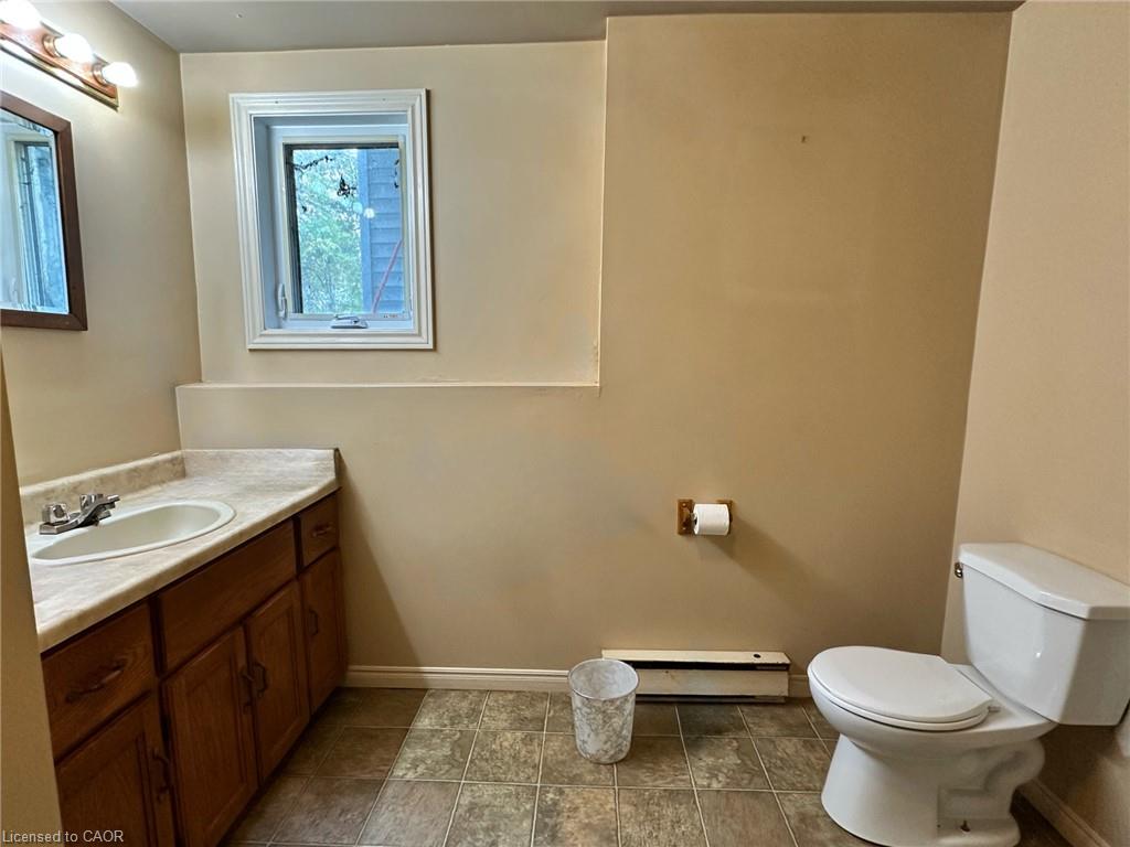 1919 Highway 3 E Property Photo 33