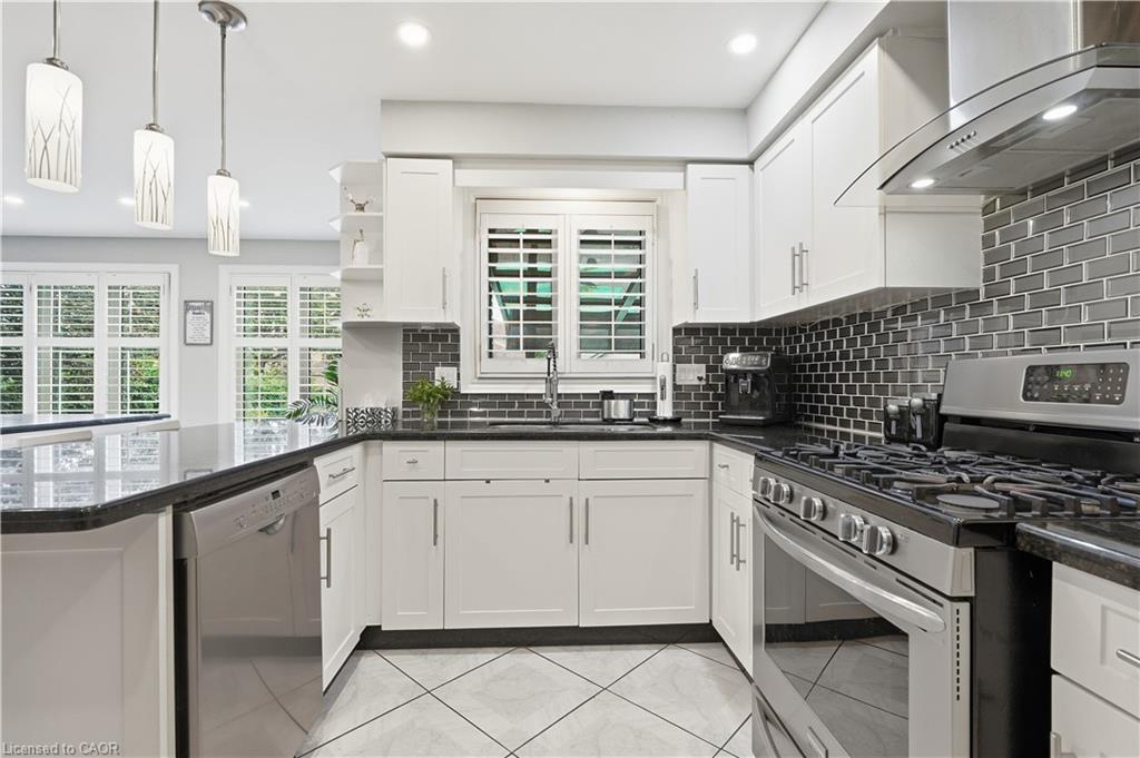 35 Lido Drive Property Photo 12