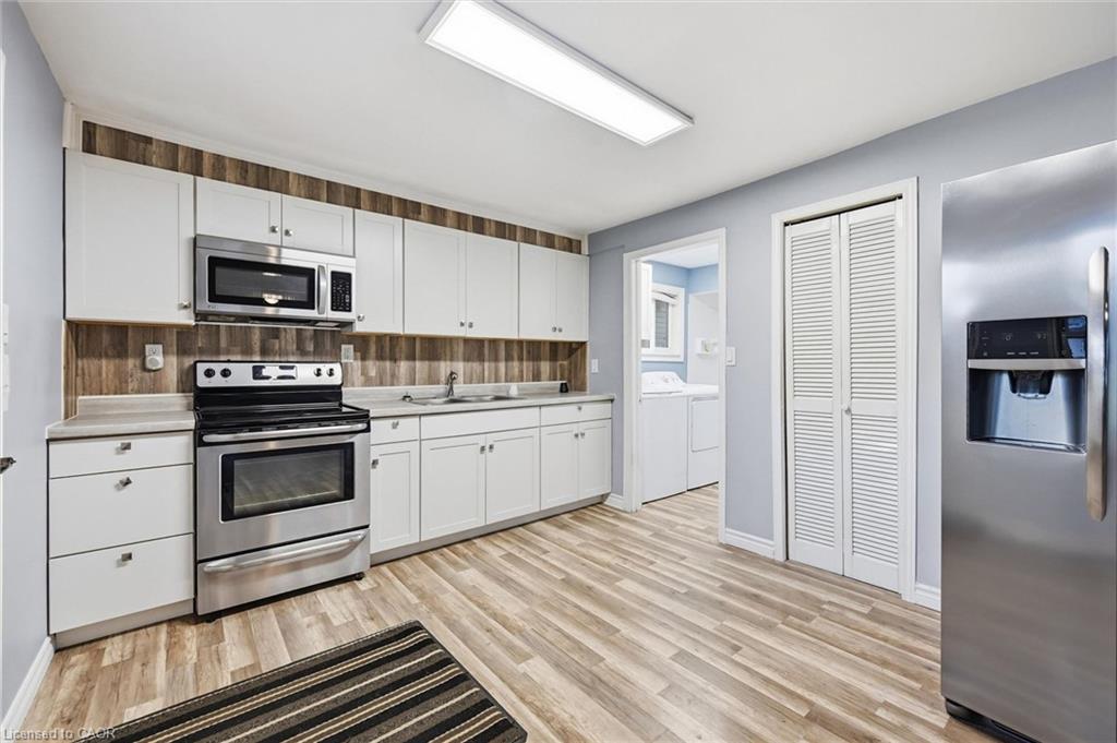 288 Oxford Avenue Property Photo 17