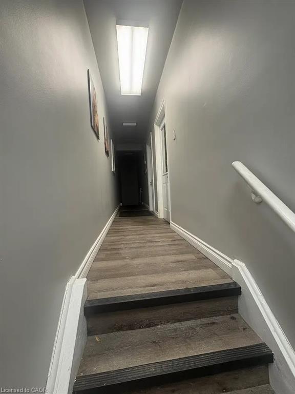 50a Lakeshore Road W Property Photo 3