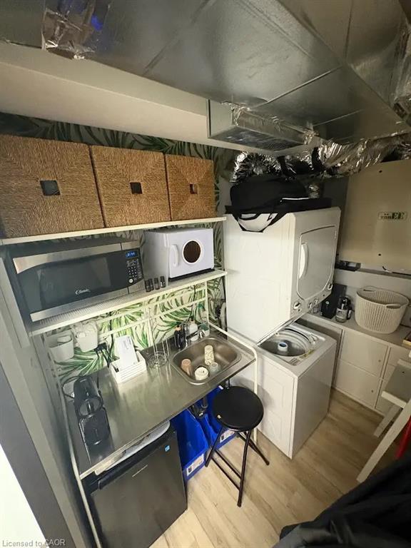 50a Lakeshore Road W Property Photo 17