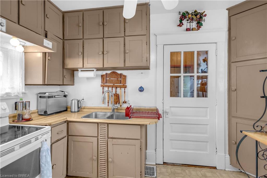113 Sydenham Street Property Photo 16