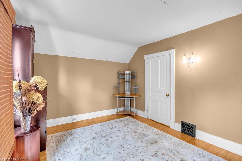 113 Sydenham Street Property Photo 31