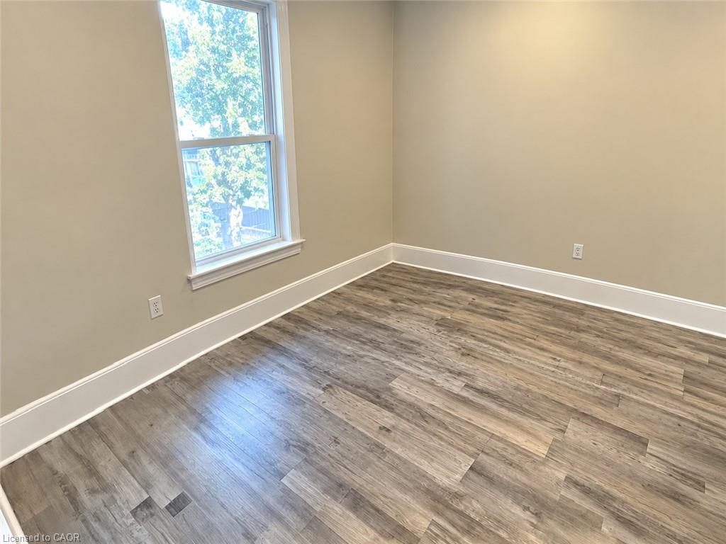 116 Cameron Street Property Photo 25