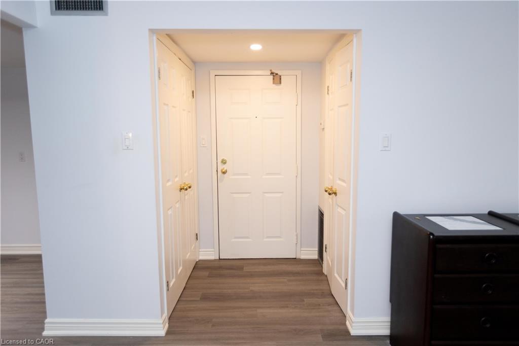 116-150 Wilson Street W Property Photo 19