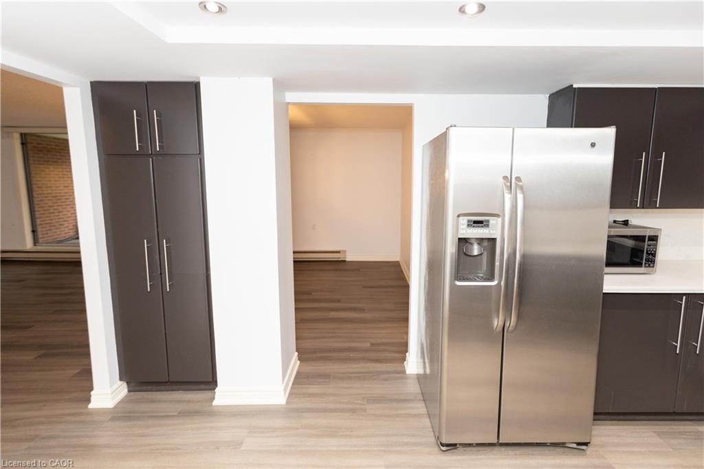 116-150 Wilson Street W Property Photo 30