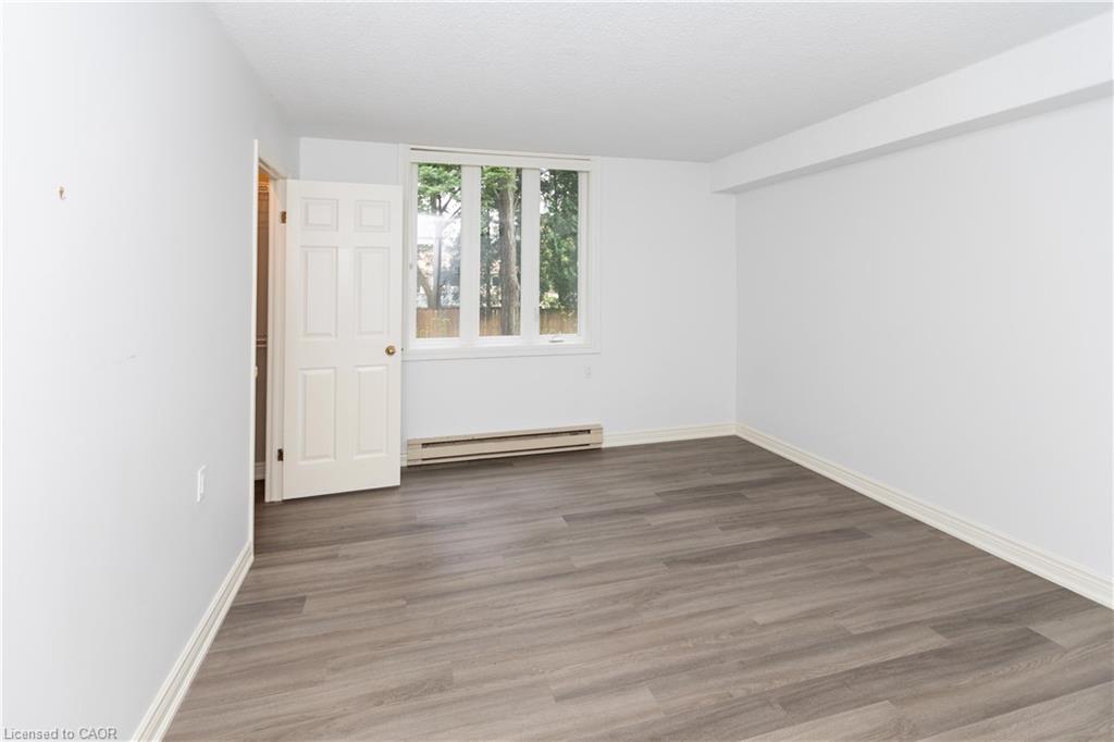 116-150 Wilson Street W Property Photo 31