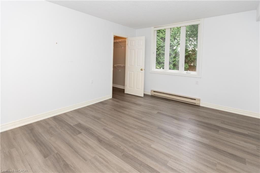116-150 Wilson Street W Property Photo 32