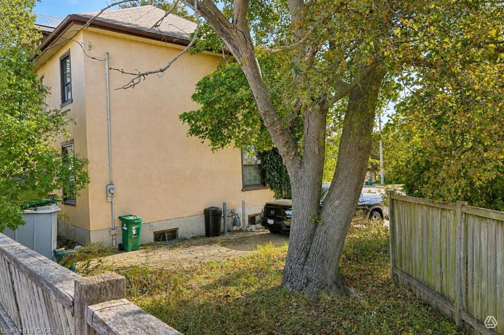 199 St Andrews Street Property Photo 3