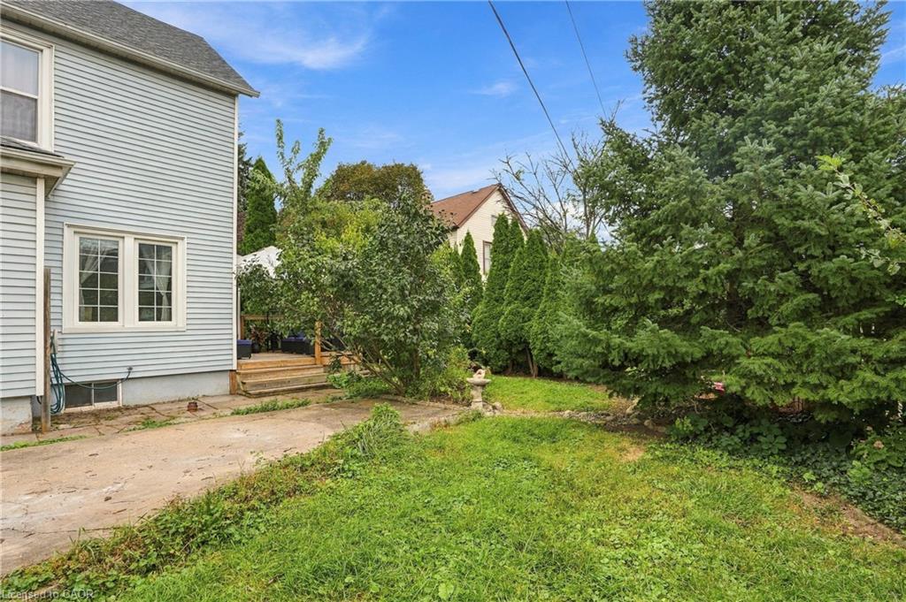 5098 St Lawrence Avenue Property Photo 22
