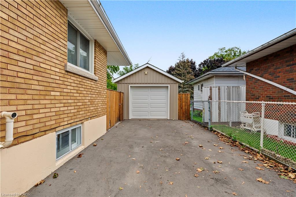 42 Woodman Drive Property Photo 4