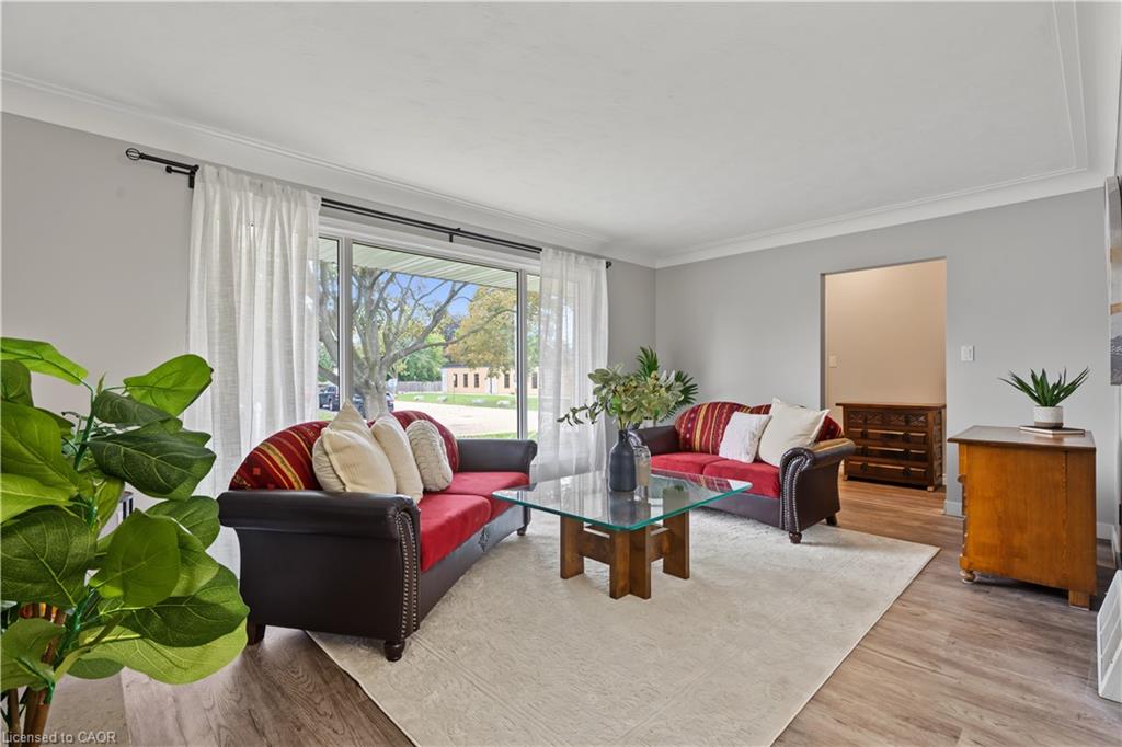 42 Woodman Drive Property Photo 8