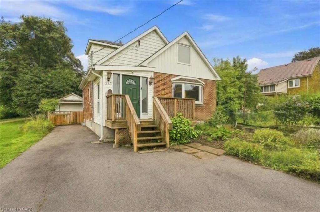 233 Mansion Street Property Photo 1