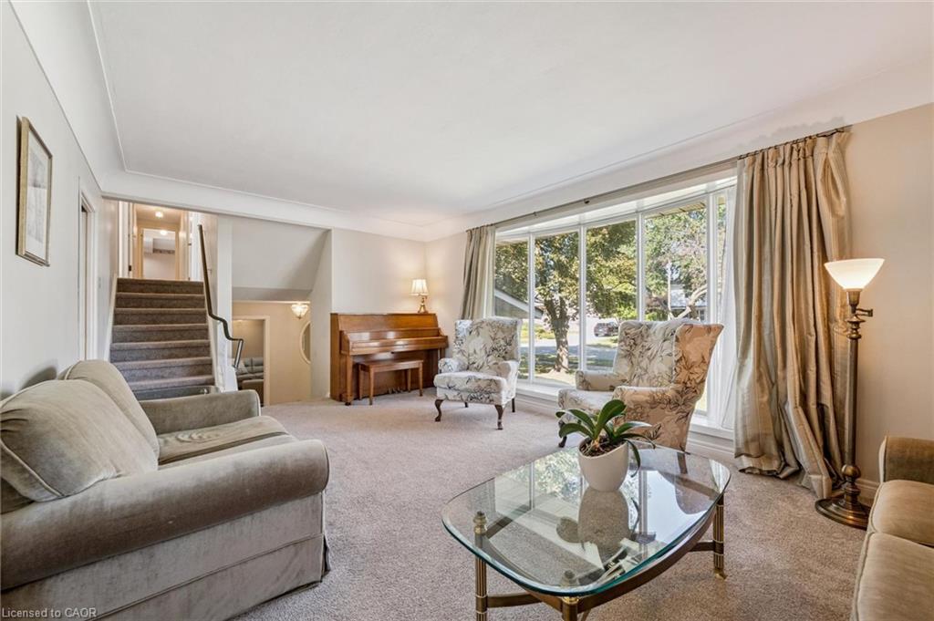 19 Christine Crescent Property Photo 12