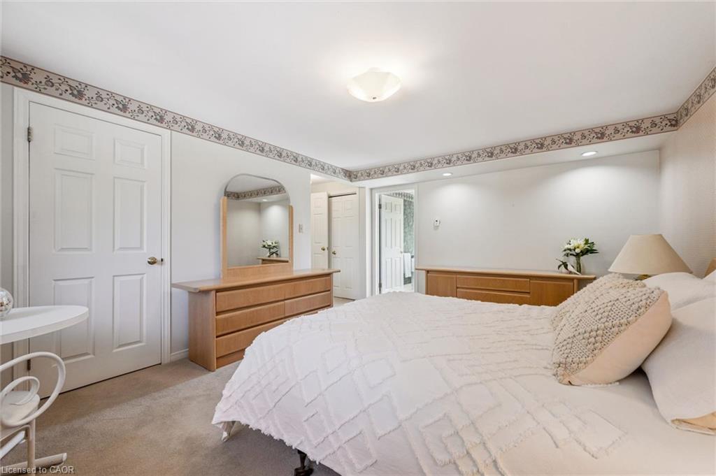 19 Christine Crescent Property Photo 22