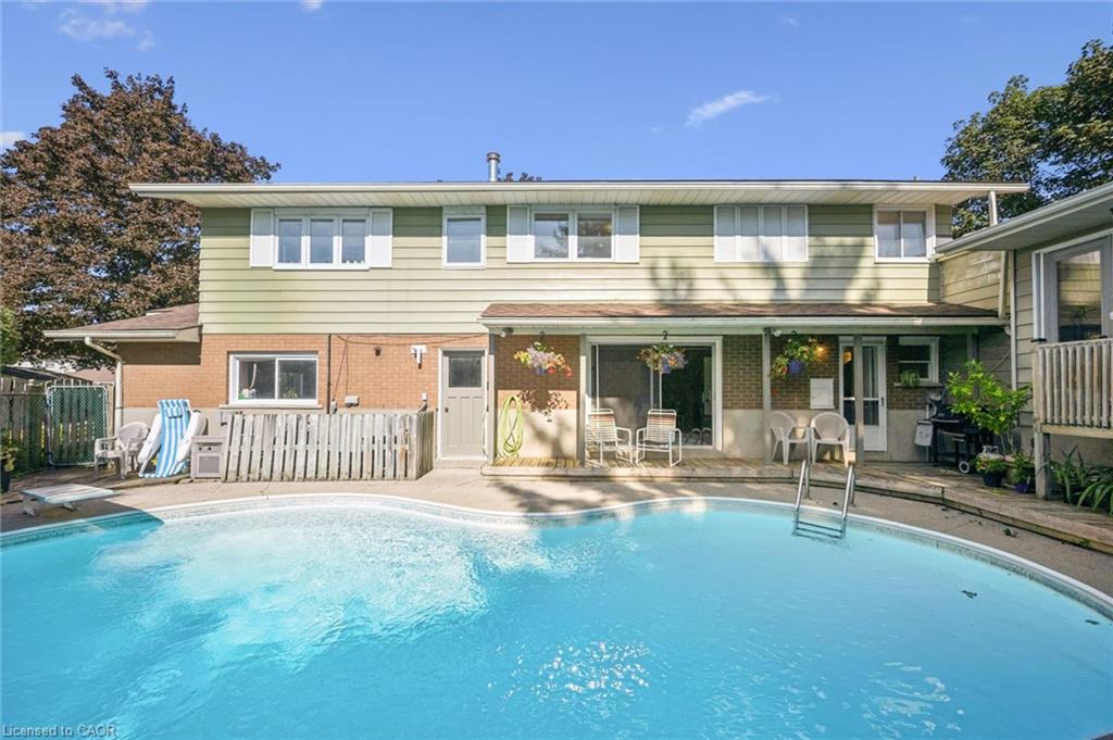 19 Christine Crescent Property Photo 36