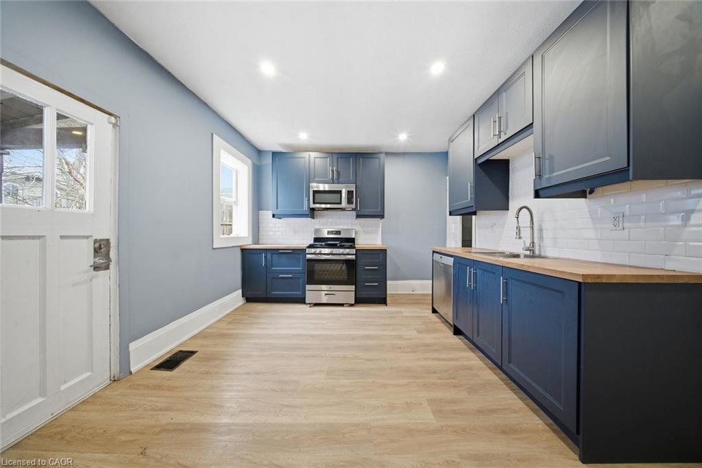 194 Brant Avenue Property Photo 16