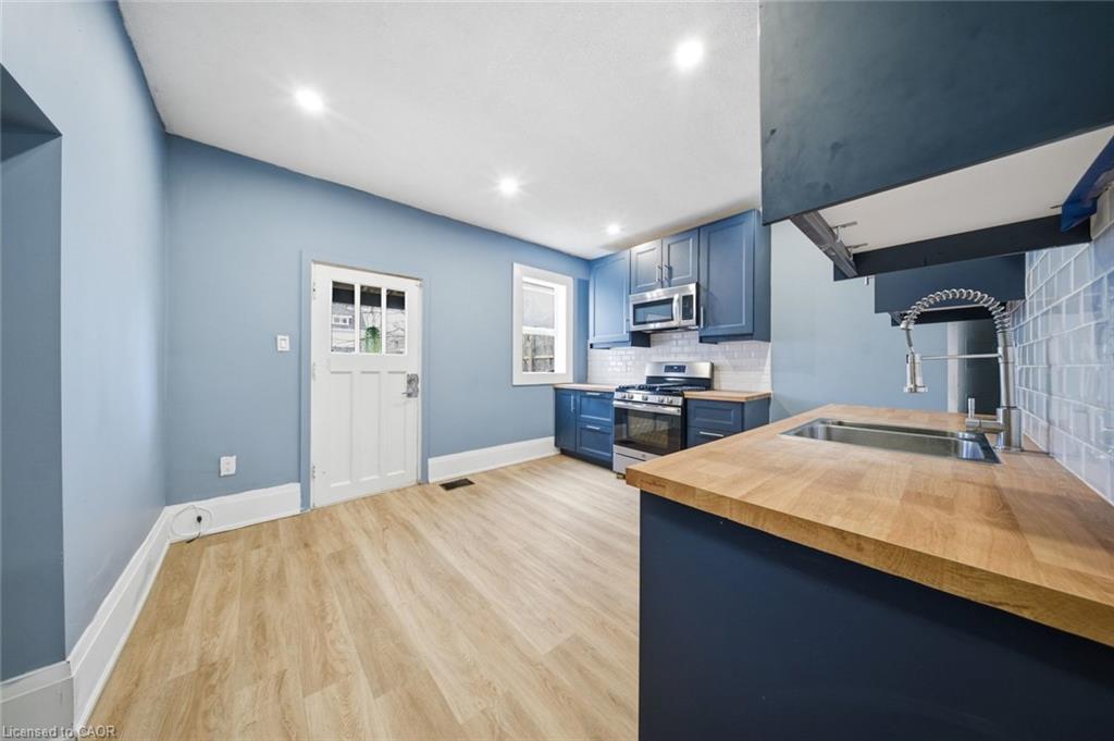 194 Brant Avenue Property Photo 17