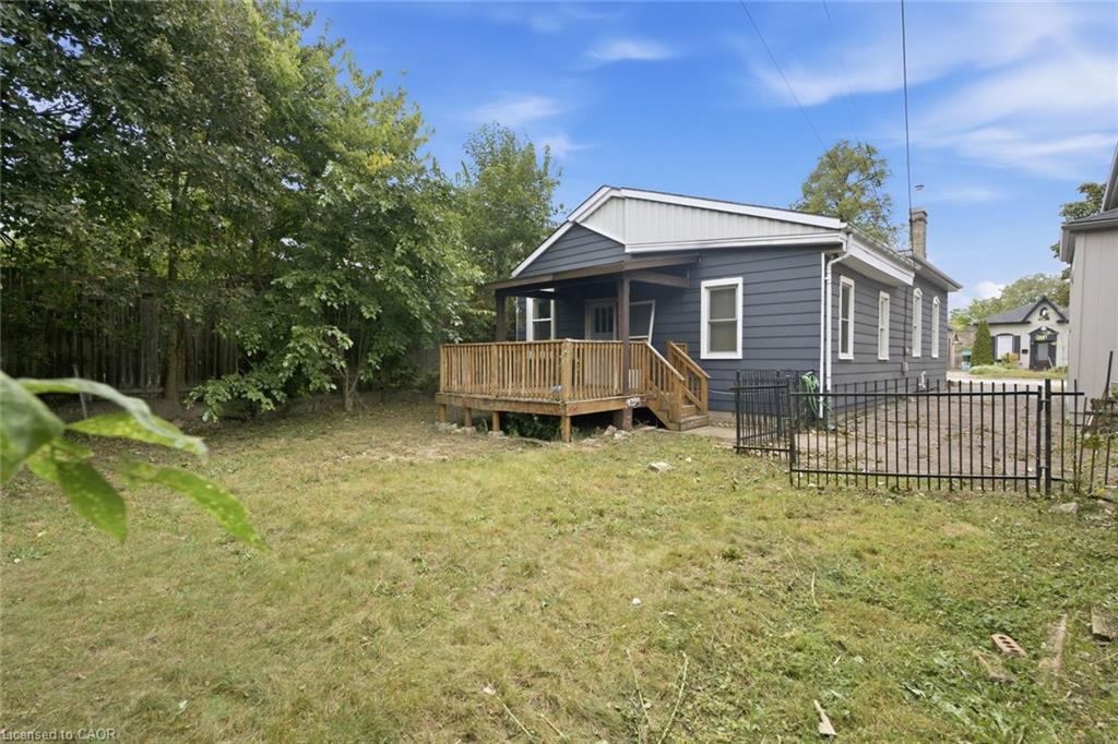 194 Brant Avenue Property Photo 20