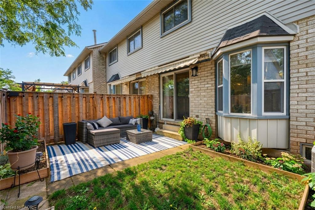 20-2 Royalwood Court Property Photo 6